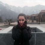 Shraddha Kapoor Instagram – #randompose against the mountains :P #tpwhilewaitingtoshoot #heartsonmygloves #momsgift #lovekashmir