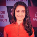Shraddha Kapoor Instagram – Loving my new highlights! In #Delhi yday