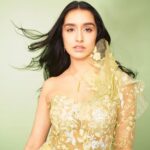 Shraddha Kapoor Instagram – ⚜️🧚🏼💚 
For @melorra_com 
Wearing @tanieyakhanuja 
Make up @shraddha.naik 
Hair @nikitamenon1 
Styled by @namratadeepak3
Photos by @tejasnerurkarr