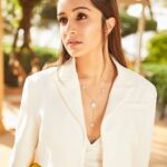 Shraddha Kapoor Instagram – ☀️