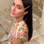 Shraddha Kapoor Instagram - 🌸💜 Outfit @rahulmishra_7 Styled by @tanghavri Assisted by @namdeepak Make up @shraddha.naik Hair @menonnikita Managed by @jinal.jj #Hyderabad #SaahoOn30thAugust