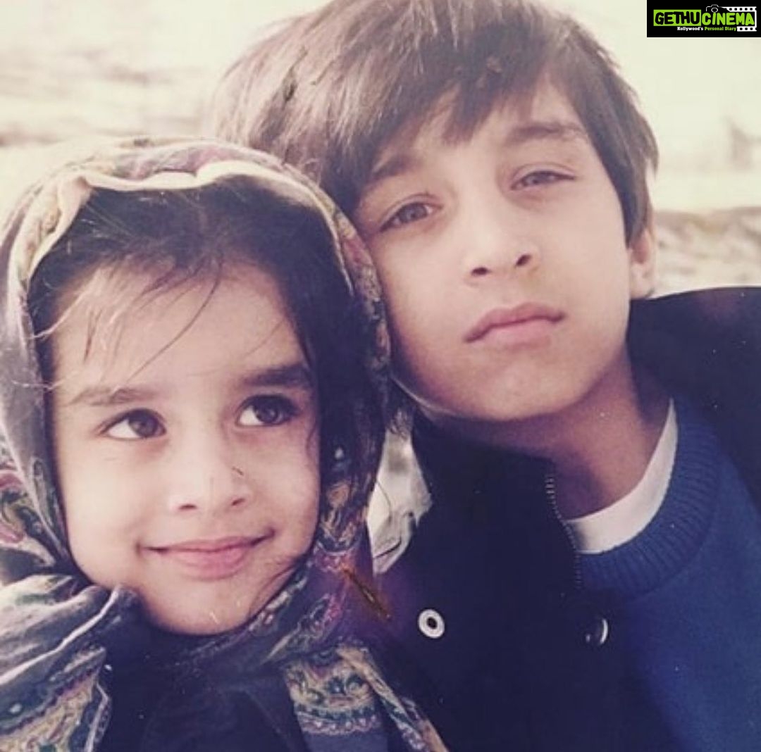 Shraddha Kapoor Instagram - My Bhaiya, my heart. You are the best person I have ever known. Thank you for lighting up my life. Happy birthday! @siddhanthkapoor 🎂❤️