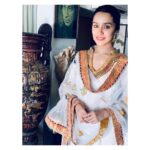 Shraddha Kapoor Instagram – 🧡
Thank you @la_patiala @_khan_mariam for the beautiful outfit