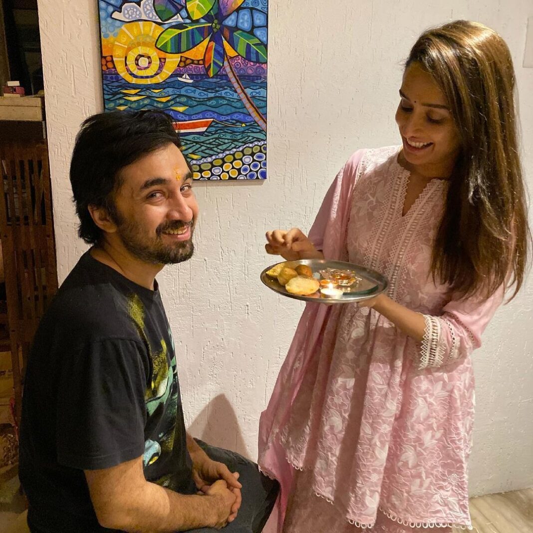 Shraddha Kapoor Instagram - Happiest Bday @siddhanthkapoor Bhaiya, may you keep spreading your sunshine, kindness and love everywhere. You make my life beautiful and bright 😍 I ❤️ you Babu