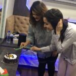 Shraddha Kapoor Instagram - After a long day of shoot on #Saaho, celebrating #STREE ♥️ Thank you @ajitha.mannepalli for your thoughtful gesture. Cutting the cake with @shraddha.naik (who spun her magic doing make up for the film) These little gestures are so special. And thank you to my dearest Raju for capturing this on video ⭐️ #ASweetLittleCelebration