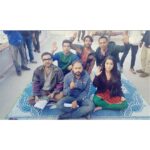 Shraddha Kapoor Instagram - #STREE shoot throwback! Deeply grateful for the love for #STREE. Every moment on this film has been special & memorable & I feel so blessed to be a part of a film like this. Thank you all so much 👻♥️ Missing from the photo - DK, @nowitsabhi , @pvijan & Dinoo