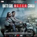 Shraddha Kapoor Instagram - Bike chalu ho na ho, kal se trailer toh chalu hoga. #BattiGulMeterChalu @shahidkapoor @divyenndu @yamigautam @tseries.official @bgmcfilm_ #BhushanKumar @shreedewoss @siddharthgarima