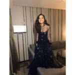 Shraddha Kapoor Instagram - 💃🏻 Scroll ⬅️ @reemacra 👗#IIFAROCKS