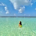 Shraddha Kapoor Instagram - The songs of the ocean 😍🧜🏻‍♀️🏝💜 @makeplansholidays @barosmaldives Baros Maldives