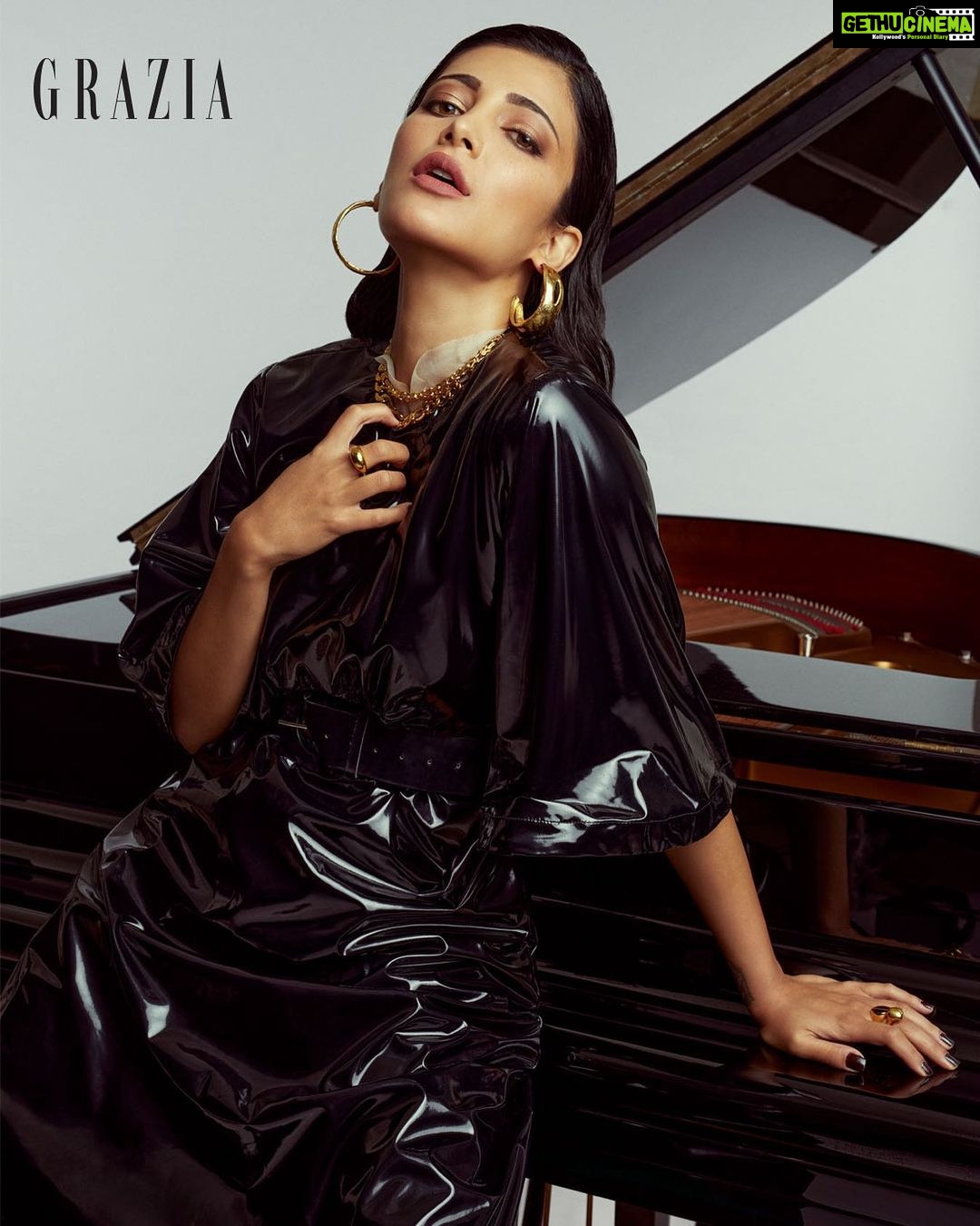 Shruti Haasan Instagram - 🎹🖤🎹Raven dress, @Graine, ‘Tidal’ hoops, ‘Le Lien’ necklace, ‘La Chaine’ necklace, stackable pebble rings, all @Misho, divided signet ring, @ShopLune, ‘Model S’ grand piano, Steinway & Sons, @furtadosmusic @graziaindia Jan 2021 Photographed by @aneevrao Styled by @surbhishukla Fashion assistant: @thestyleattendant Hair and make-up: @devikajodhani assisted by @ritashukla22 Words: @barrynrodgers PR: @p2communication
