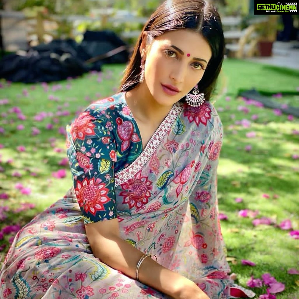 Shruti Haasan - 409.9K Likes - Most Liked Instagram Photos