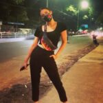 Shruti Haasan Instagram - Feelin that Chennai 🔥🔥🔥🔥🔥 📸 @amritha.ram 👜 @supervek ☀️🥵 @chennaicity