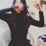 Shruti Haasan Instagram - Back to work and loving my cordless dyson corrale straightener 💜🖤💜@dyson_india #DysonCorrale #DysonHair