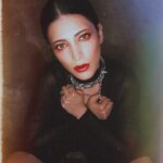 Shruti Haasan Instagram - Red 👄 black 🖤