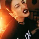 Shruti Haasan Instagram - Monday mood 🖤