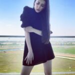 Shruti Haasan Instagram - Today I’ll wear my Little black dress 🖤 #dubai