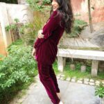 Shruti Haasan Instagram - Mastering the art of giving myself the awkward hug