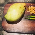 Shruti Haasan Instagram - The EASIEST mango pappu!! I love this so much I had it for the first time when I visited Hyderabad as a kid and feel in love ❤️ it’s super easy to make hits make sure the raw mango turns translucent so you know it’s done ! Add spice according to your Taste but I keep it mild so I can proper taste the mango :) yummy 😋