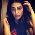 Shruti Haasan Instagram – What day is it again ? 🧡