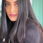 Shruti Haasan Instagram - 🖤 hmu @prakatwork
