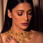 Shruti Haasan Instagram - In @ri_ritukumar Jewellery @amrapalijewels @amethystchennai Styled by @amritha.ram Hmu @prakatwork Photographs @balakumaran.19