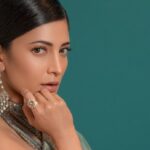 Shruti Haasan Instagram – Makeup – @prakatwork 
Hair-vasantha.v
Styling – @amritha.ram
Photo – @pavathamsuhasphotography
In
@ritukumarhq
@amrapalijewels
@challani_jewellery