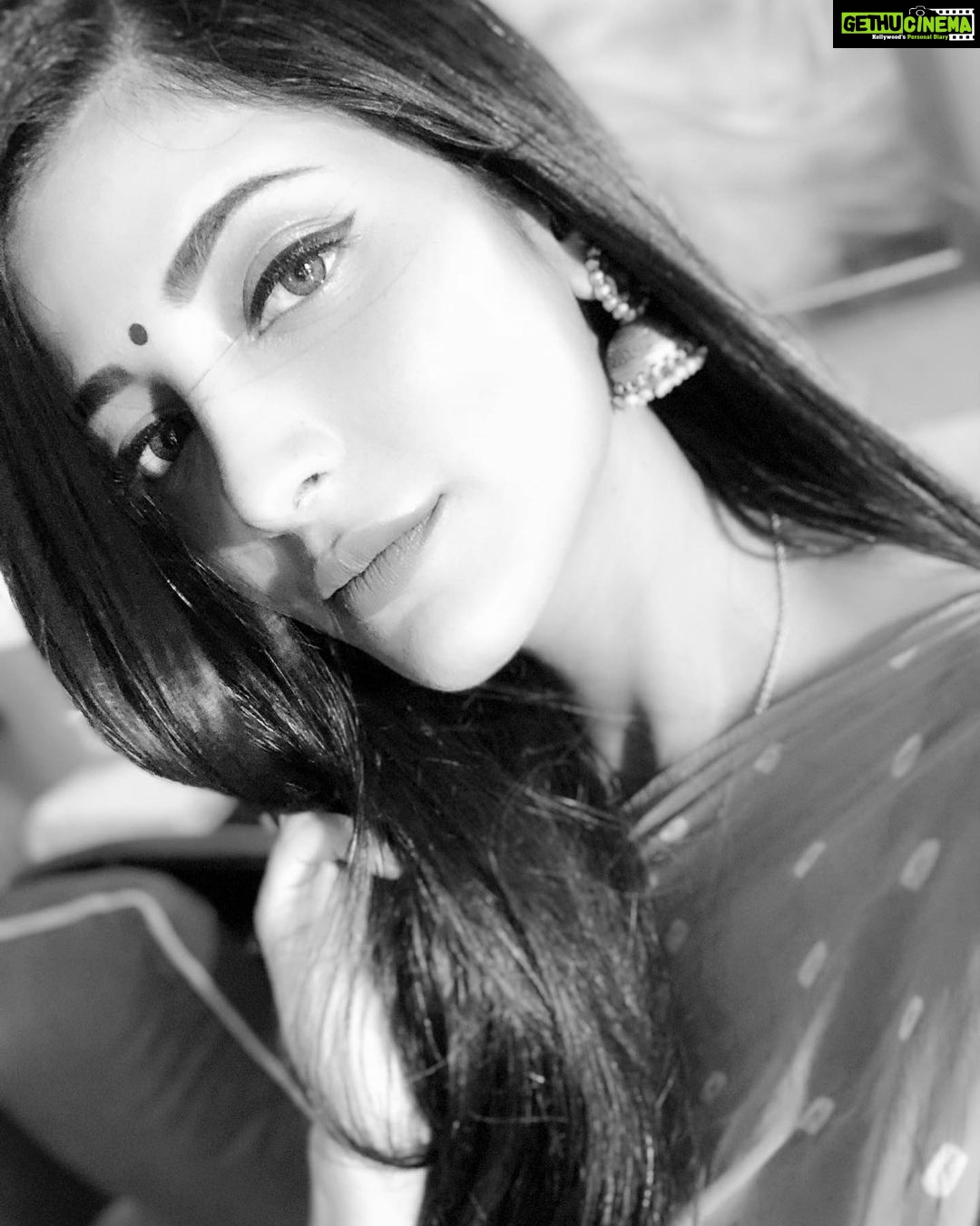 Shruti Haasan Instagram - 🖤 Banjara Hills