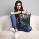 Shruti Haasan Instagram - For Ever Green with the @Fossil Spruce collection #FossilStyle