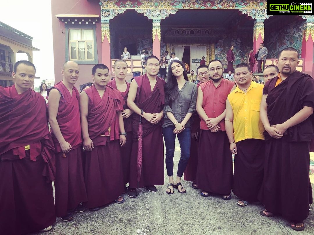 Shruti Haasan Instagram - Thankyou to everyone and especially the monks at norbulingka monastery who made the shoot so wonderful 🙏🏼 an experience I’ll cherish ❤️ Norbulingka Institute