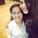 Shruti Haasan Instagram - So heartwarming to meet the people who have supported and loved me online and otherwise ! Kavya aka @shrutzhaasank drove here from four hours away to see me and got me the loveliest presents. Thankyou so much ❤️💕❤️I feel so blessed and touched
