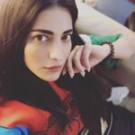 Shruti Haasan Instagram - We meet again - my arch nemesis - JETLAG #brainfart #tiredbutnottired #timezonewhiplash Dubai International Airport