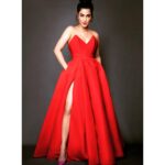 Shruti Haasan Instagram – Tonight for @filmfare Wearing: @liastubllaofficial
Earrings: @azotiique
Shoes: @stevemadden
Styled by: @sanjanabatra
Assisted by: @shikha_14 @rupangisharma
Hair: @ritashukla22
Make up: @dilshadukaji_mua