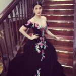 Shruti Haasan Instagram - For the vanitha awards today in kochi wearing A @kujtameri gown and Jewellery by @diosajewels Styled by @sanjanabatra Make up @dilshadukaji_mua