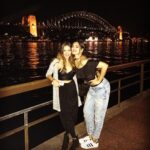 Sonakshi Sinha Instagram – When you gotta match smallies height, coz you just love her too much! #bffs #sonastravels #sydney #harbourbridge Sydney Harbour