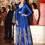 Sonakshi Sinha Instagram – Blue be my color! Wearing @anitadongre last night. Hair and makeup @niluu9999 and  @sheetalfkhan #sonastylefile #desi Antilla