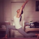 Sonakshi Sinha Instagram - Feeling like some yoga this morning! #suryanamaskar #transformationtuesday #flexibility #strength #fitness #sonaisfit