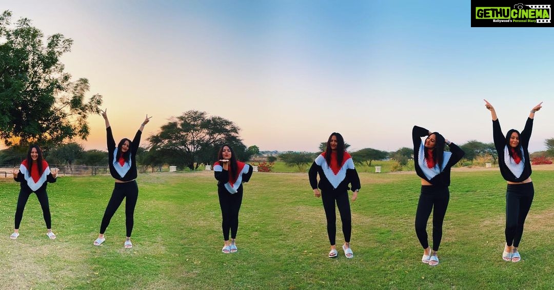 Sonakshi Sinha Instagram - All my personalities decided to come out and play today.
