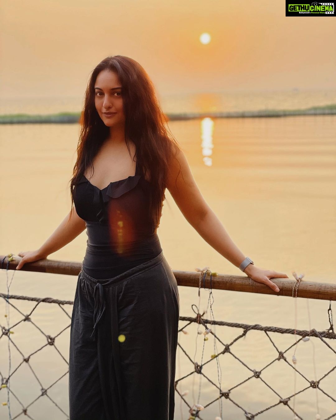 Sonakshi Sinha - 614.2K Likes - Most Liked Instagram Photos