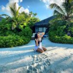 Sonakshi Sinha Instagram - Island girl 🏝 @grandparkkodhipparu #grandparkkodhipparumaldives #discoverparadise