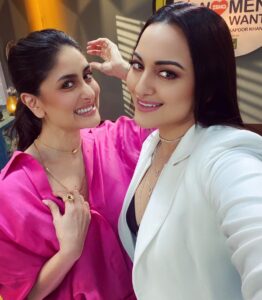 Sonakshi Sinha Instagram - With “apni favourite” and sabki too!!!