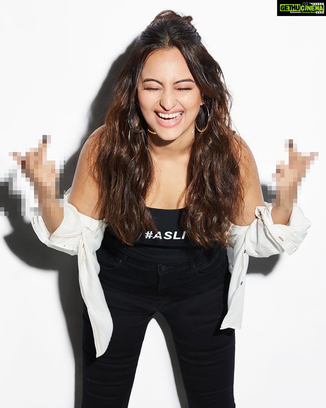 Sonakshi Sinha - 611.1K Likes - Most Liked Instagram Photos