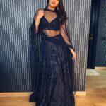 Sonakshi Sinha Instagram - Shimmery diwali night! Styled by @mohitrai @miloni_s91 (tap for deets) hair by @themadhurinakhale ❤️