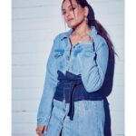 Sonakshi Sinha Instagram – Denim Daze! For episode no 2 of @myntrafashionsuperstar… styled by @mohitrai @miloni_s91 (tap for deets), hair by @themadhurinakhale and makeup @mehakoberoi 💙