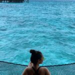 Sonakshi Sinha Instagram – Should’ve been under the Maldivian sun, but we got some rain instead!! No problem because @jumeirahvittaveli makes the waiting inside worth it too!! Love being back in my favorite place in the whole wide world!!! #jumeirahvittaveli #everythingcloser Jumeirah Vittaveli