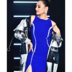 Sonakshi Sinha Instagram - Electric For @myntrafashionsuperstar styled by @mohitrai @miloni_s91 (tap for deets) hair by @themadhurinakhale, makeup @mehakoberoi and photos by @gary_dean_taylor 💙