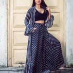 Sonakshi Sinha Instagram - बेबी (बेदी) जान लेके ही मानेगी! Today for #KhandaaniShafakhana promotions on #thekapilsharmashow! Styled by @mohitrai (tap for deets), hair by @themadhurinakhale, makeup @heemadattani and Photographs by @saurabhdalvi_photography ❤️