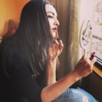 Sonakshi Sinha Instagram - Wake up and make up #lifeofanactor