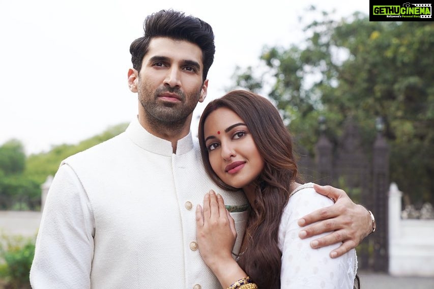 Sonakshi Sinha Instagram - Get ready to be immersed in eternal love soon... #KalankTitleTrack. #Kalank @duttsanjay @adityaroykapur @varundvn @aliaabhatt @madhuridixitnene @abhivarman @ipritamofficial @arijitsingh #amitabhbhattacharya @karanjohar #SajidNadiadwala @apoorva1972 @foxstarhindi @dharmamovies @nadiadwalagrandson @zeemusiccompany