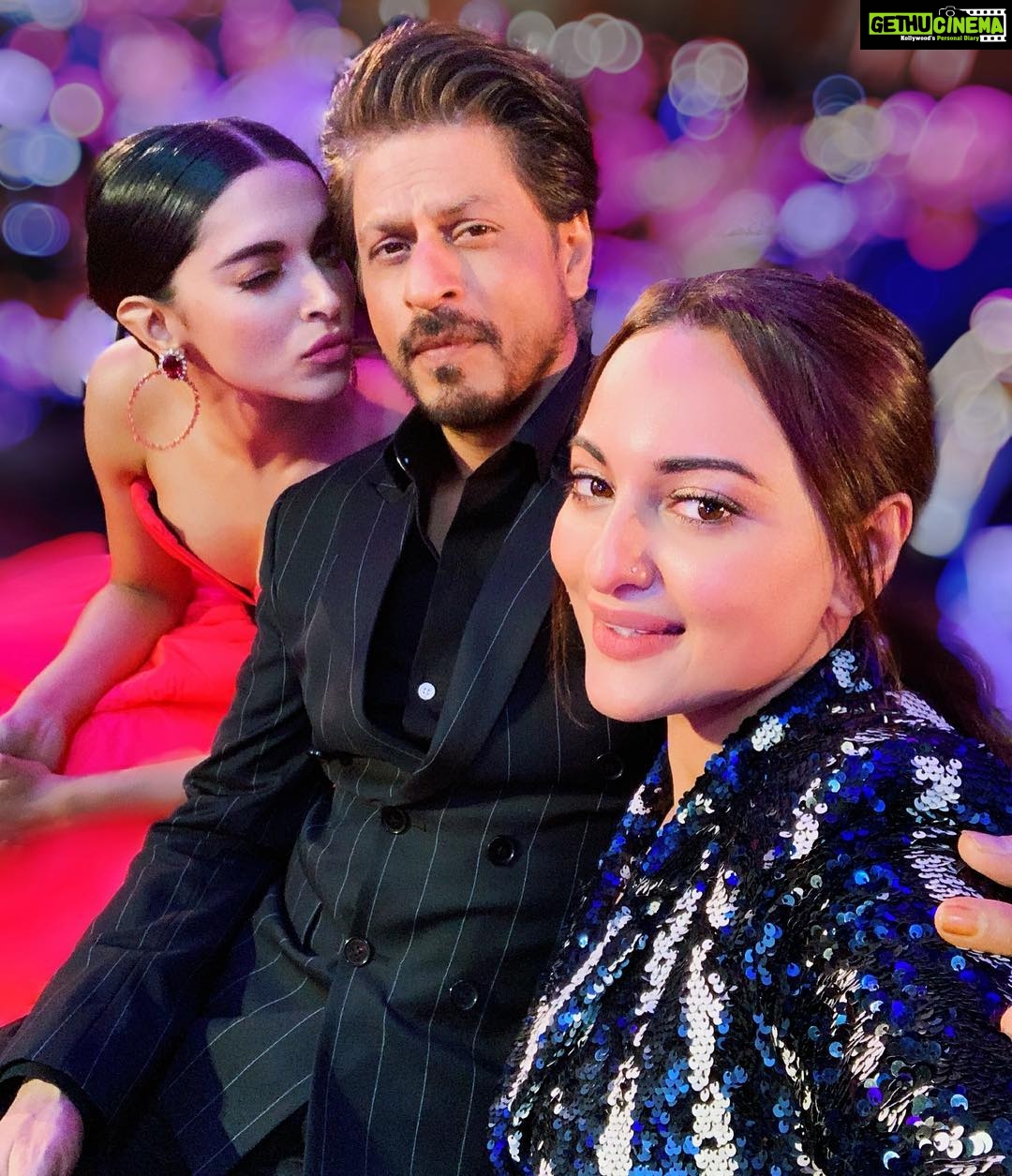 Sonakshi Sinha - 586.9K Likes - Most Liked Instagram Photos