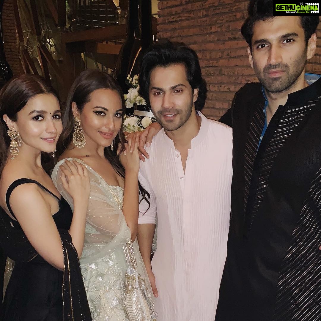 Sonakshi Sinha Instagram - Kalank Krew. @aliaabhatt @varundvn #Adi